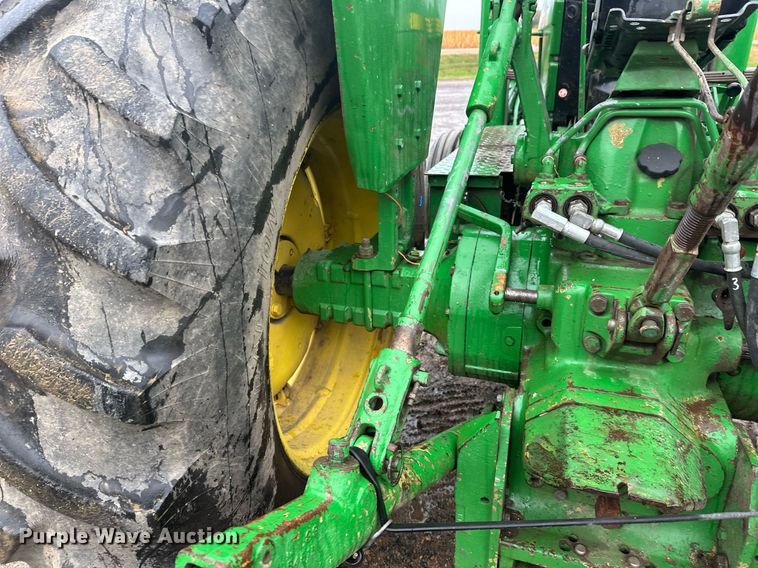 image for item EL0040 1978 John Deere 2840 tractor