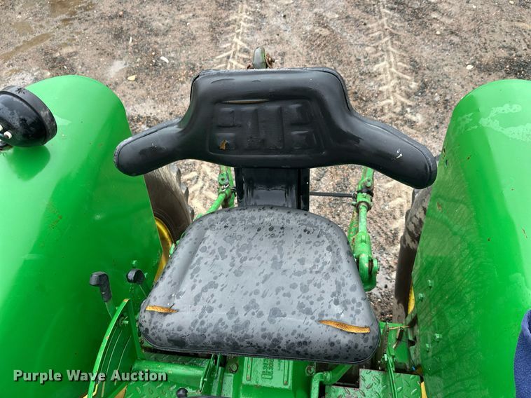 image for item EL0040 1978 John Deere 2840 tractor