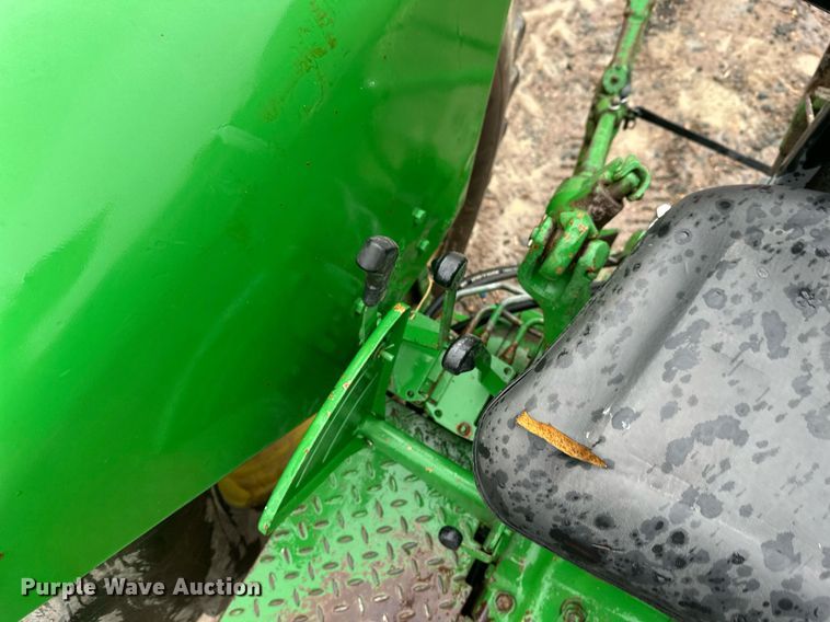 image for item EL0040 1978 John Deere 2840 tractor