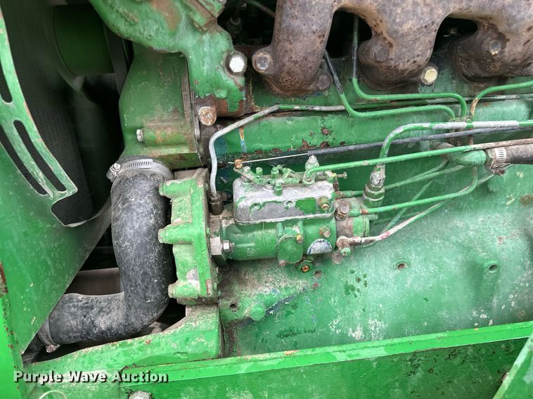 image for item EL0040 1978 John Deere 2840 tractor