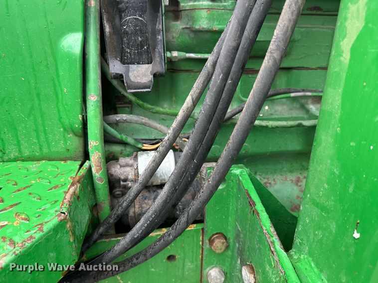 image for item EL0040 1978 John Deere 2840 tractor