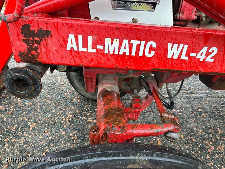 image for item EL0041 International Harvester F966 tractor