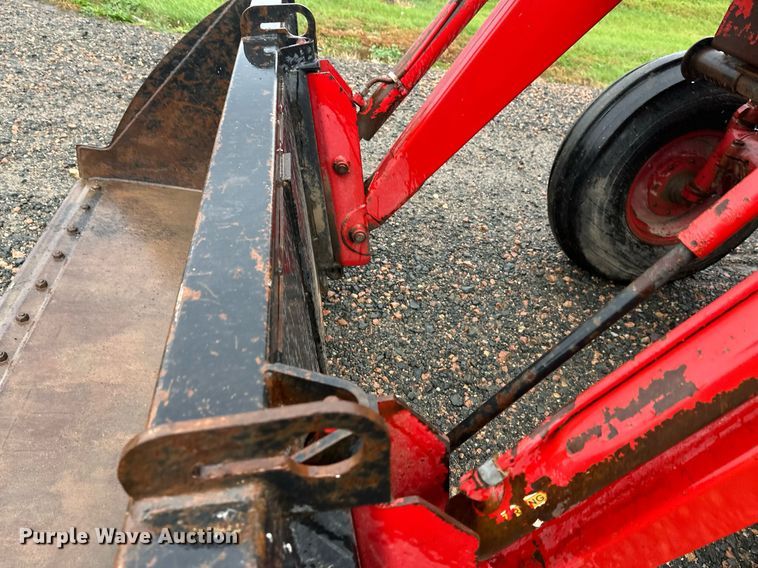 image for item EL0041 International Harvester F966 tractor