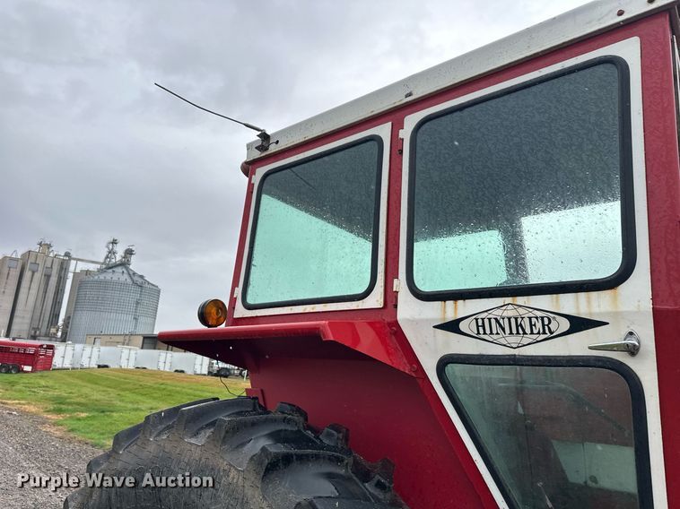 image for item EL0041 International Harvester F966 tractor