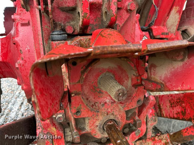 image for item EL0041 International Harvester F966 tractor