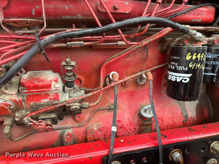 image for item EL0041 International Harvester F966 tractor