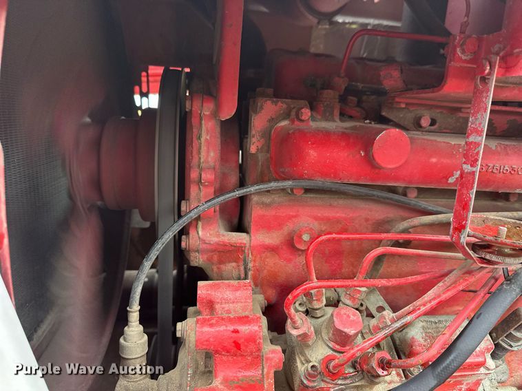 image for item EL0041 International Harvester F966 tractor