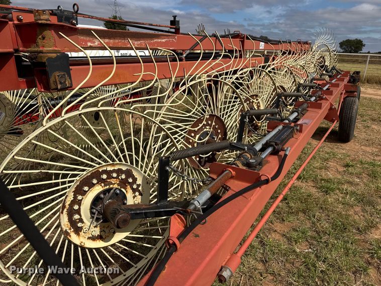 image for item EM8364 H&S BF14HC hay rake