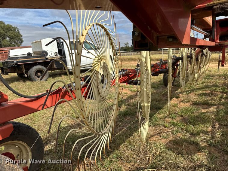 image for item EM8364 H&S BF14HC hay rake