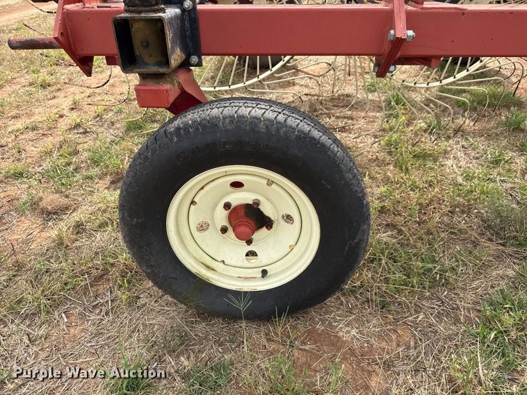 image for item EM8364 H&S BF14HC hay rake