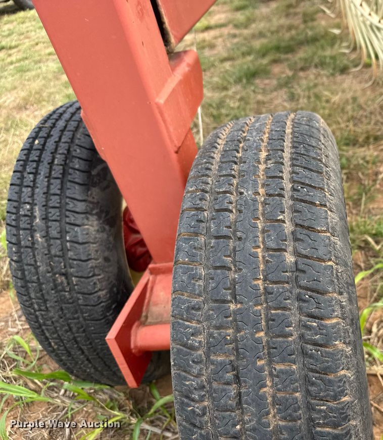 image for item EM8364 H&S BF14HC hay rake