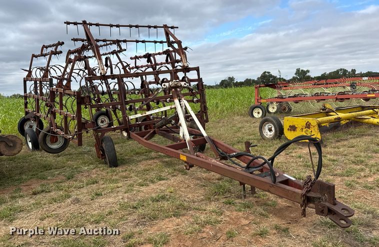 image for item EM8366 Noble chisel