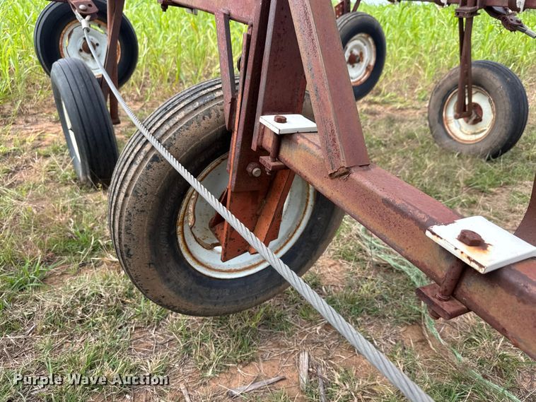 image for item EM8366 Noble chisel