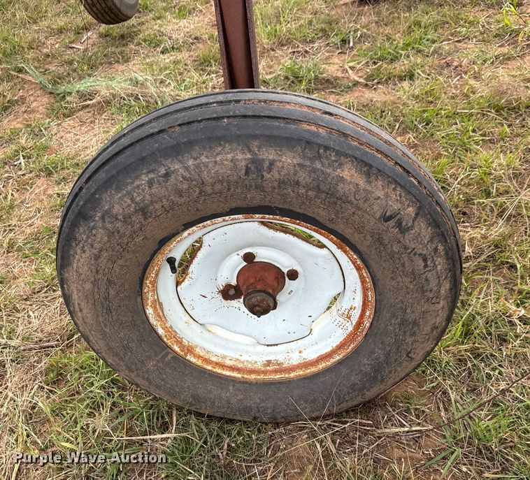 image for item EM8366 Noble chisel