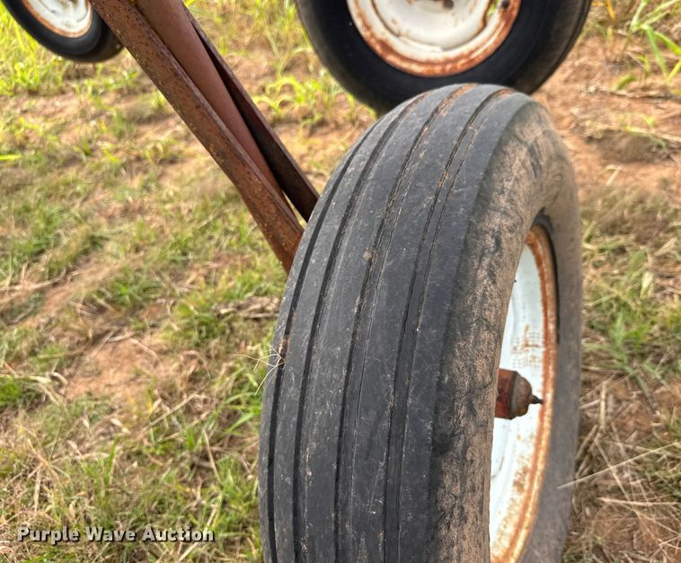 image for item EM8366 Noble chisel