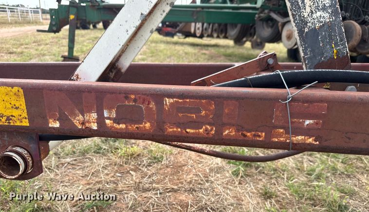 image for item EM8366 Noble chisel