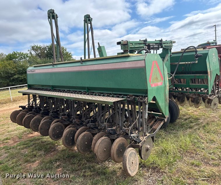 image for item EM8367 Great Plains Solid Stand 24 grain drill