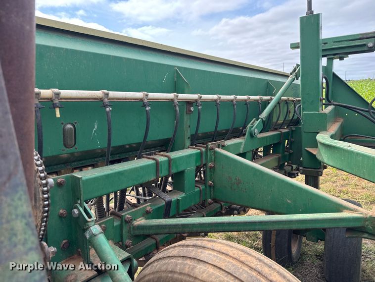 image for item EM8367 Great Plains Solid Stand 24 grain drill