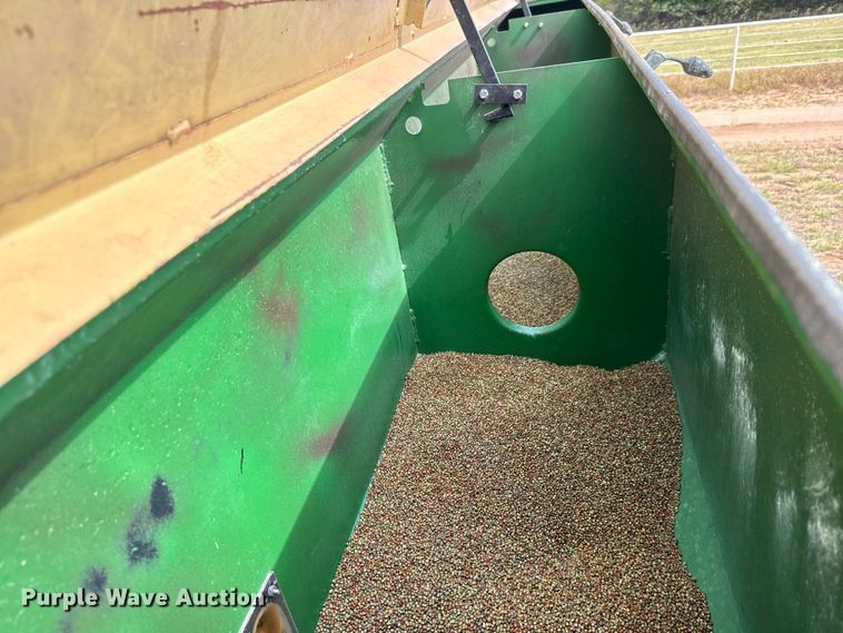 image for item EM8367 Great Plains Solid Stand 24 grain drill