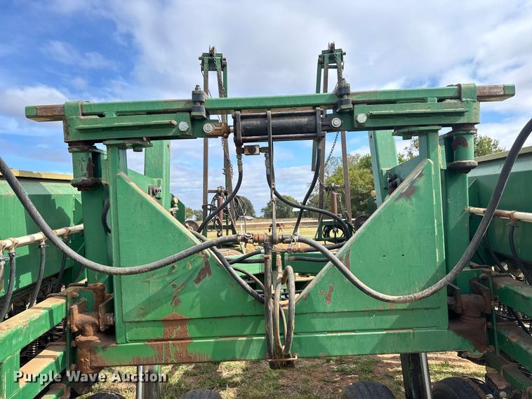 image for item EM8367 Great Plains Solid Stand 24 grain drill