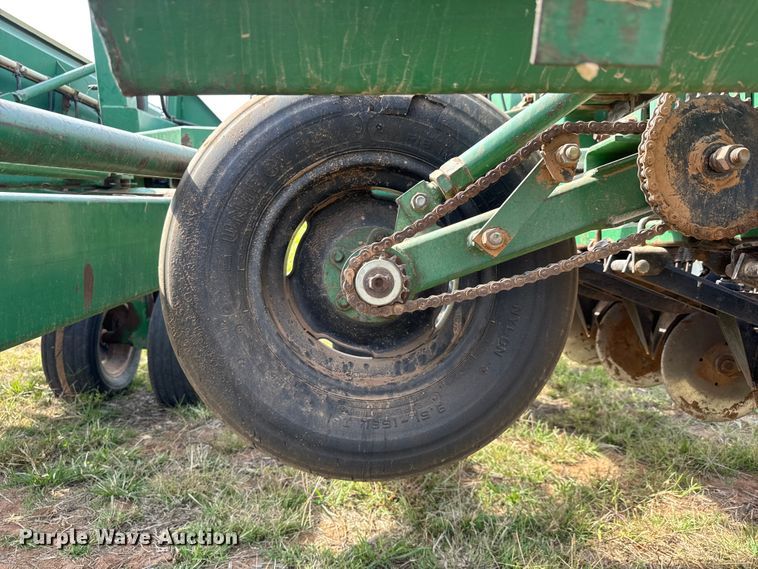 image for item EM8367 Great Plains Solid Stand 24 grain drill