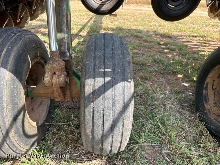 image for item EM8367 Great Plains Solid Stand 24 grain drill