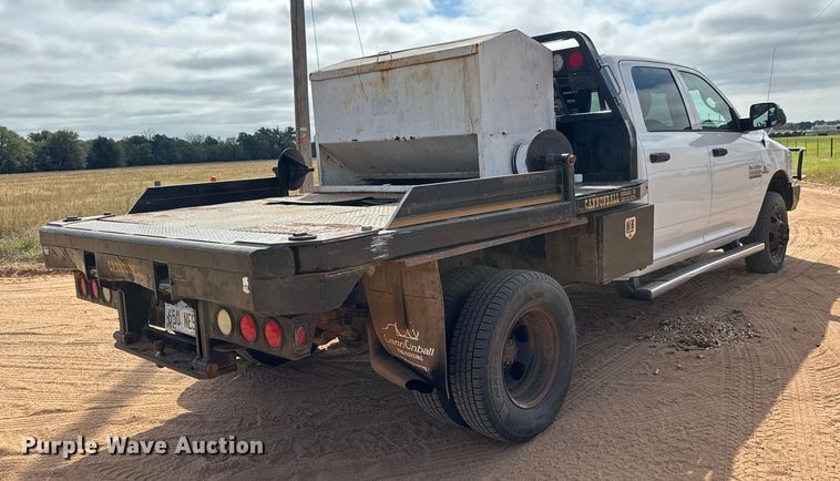 image for item EM8369 2014 RAM 3500 dump bale bed pickup truck