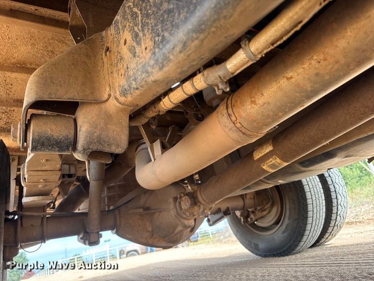 image for item EM8369 2014 RAM 3500 dump bale bed pickup truck