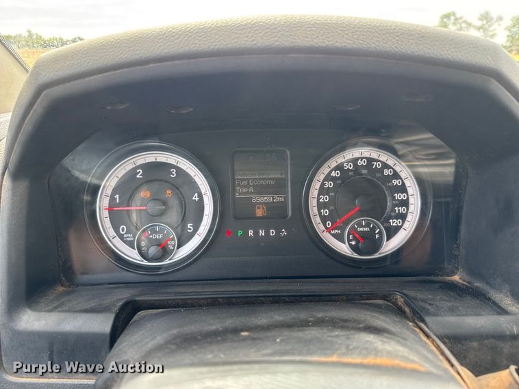 image for item EM8369 2014 RAM 3500 dump bale bed pickup truck