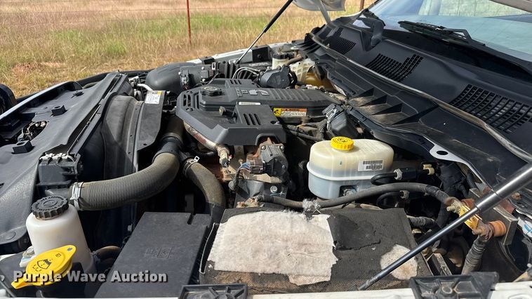 image for item EM8369 2014 RAM 3500 dump bale bed pickup truck