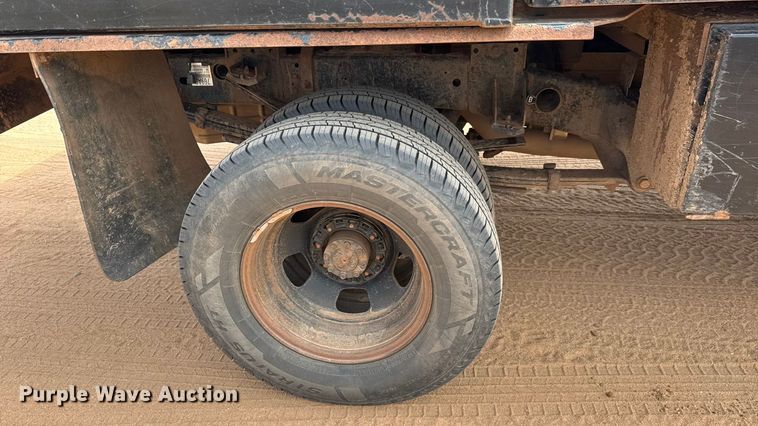 image for item EM8369 2014 RAM 3500 dump bale bed pickup truck