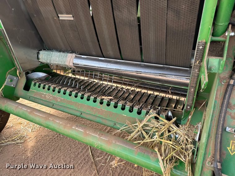 image for item EM8371 2015 John Deere 569 Mega Wide Plus round baler