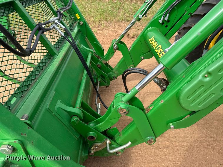 image for item EM8372 2013 John Deere 6115D MFWD tractor