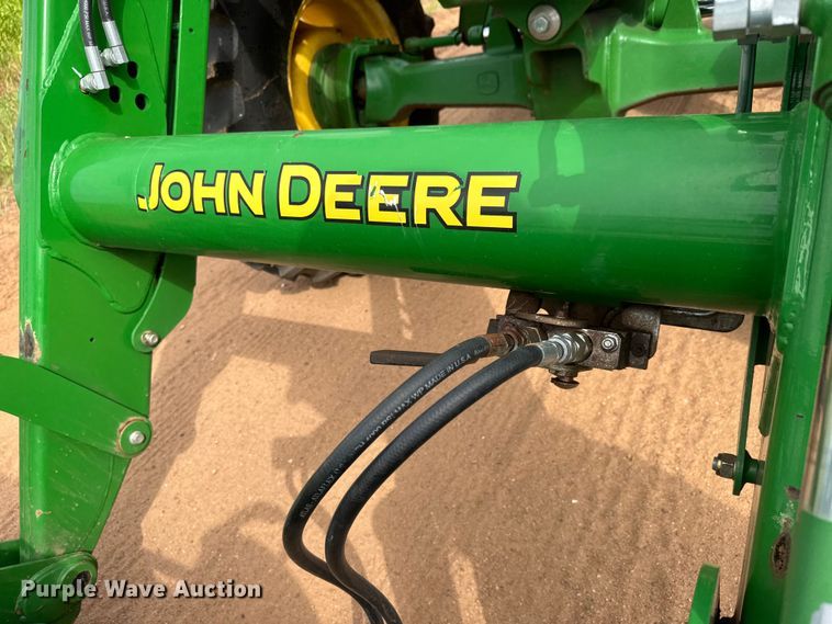 image for item EM8372 2013 John Deere 6115D MFWD tractor