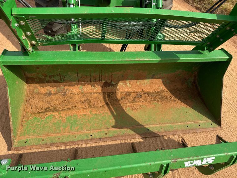 image for item EM8372 2013 John Deere 6115D MFWD tractor