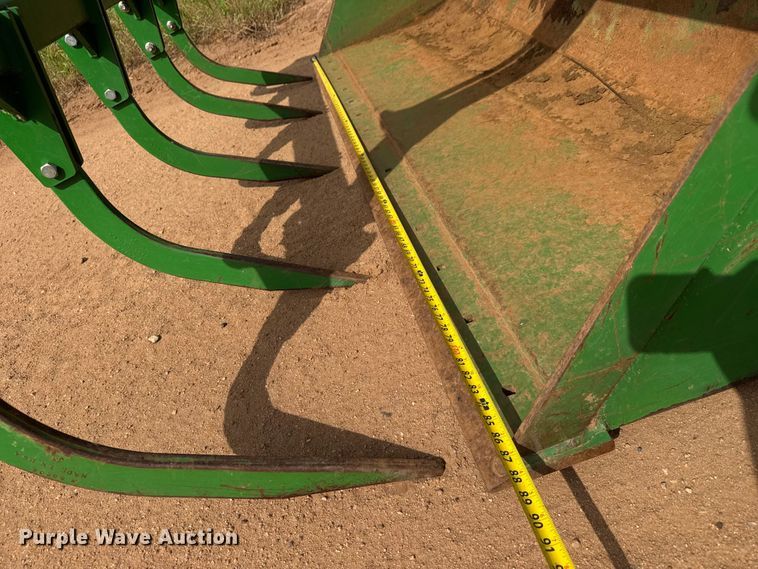 image for item EM8372 2013 John Deere 6115D MFWD tractor