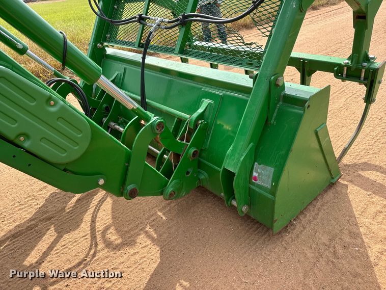 image for item EM8372 2013 John Deere 6115D MFWD tractor