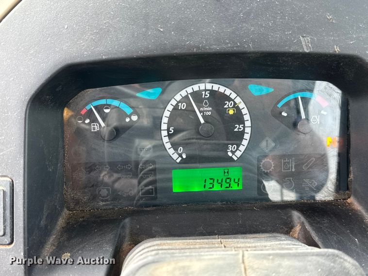 image for item EM8372 2013 John Deere 6115D MFWD tractor