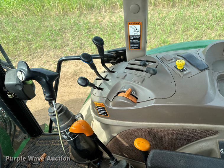 image for item EM8372 2013 John Deere 6115D MFWD tractor