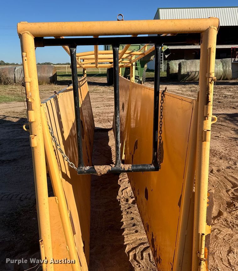 image for item EM8452 For-Most livestock alley