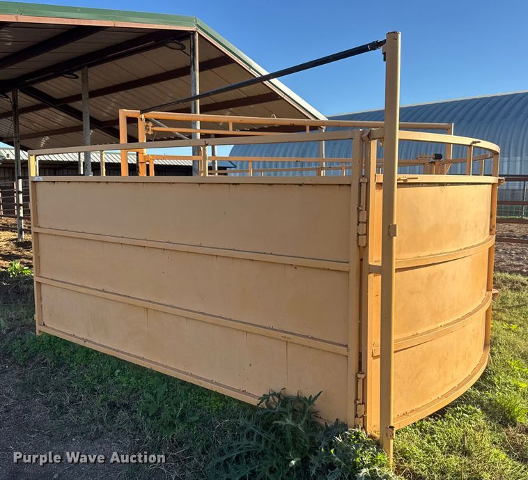 image for item EM8453 For-Most  livestock crowding tub