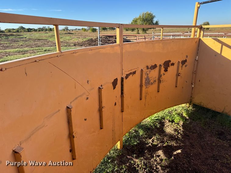 image for item EM8453 For-Most  livestock crowding tub