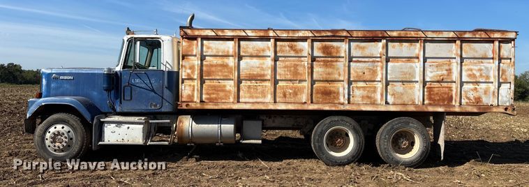 image for item EN5658 1977 Chevrolet Bison grain truck
