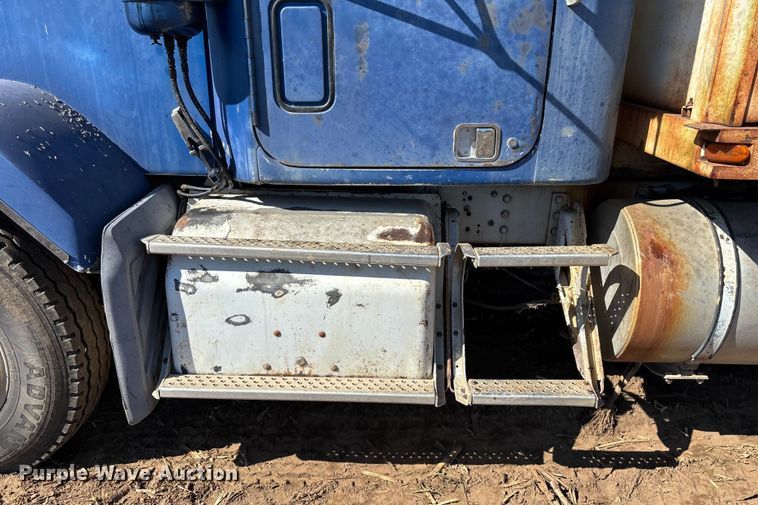 image for item EN5658 1977 Chevrolet Bison grain truck