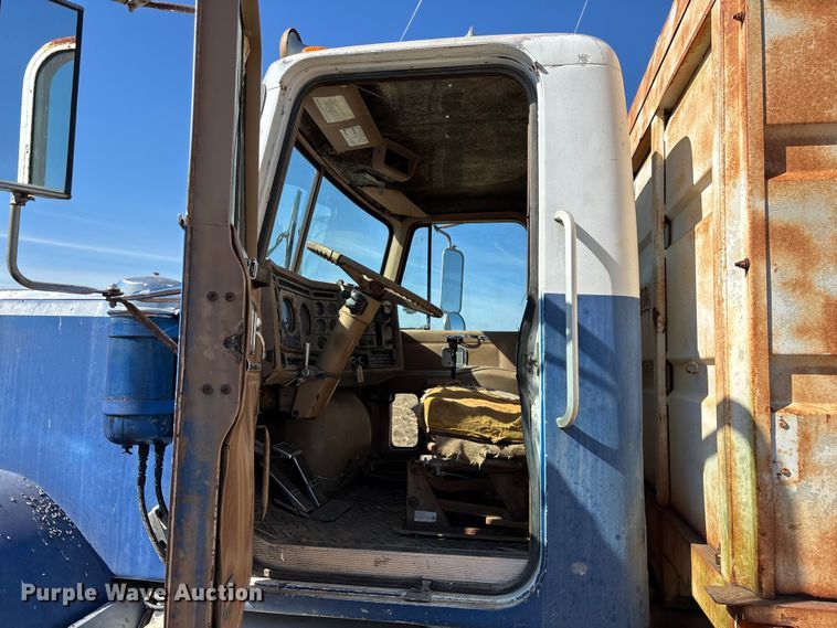 image for item EN5658 1977 Chevrolet Bison grain truck