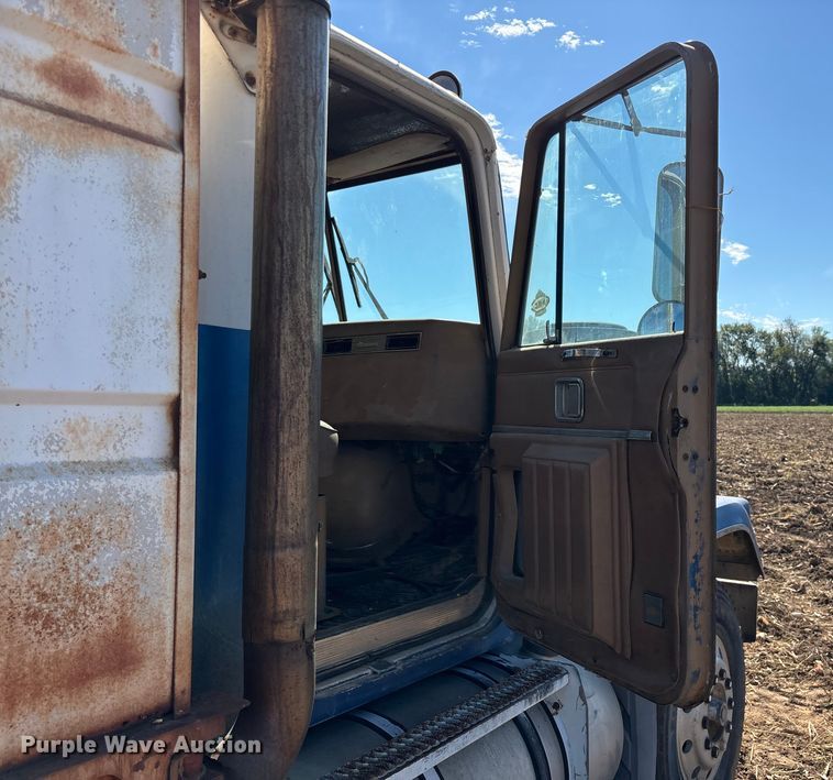 image for item EN5658 1977 Chevrolet Bison grain truck