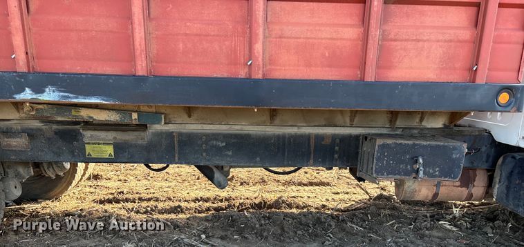 image for item EN5664 1986 International F1954 grain truck