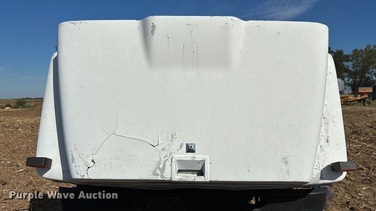 image for item EN5664 1986 International F1954 grain truck