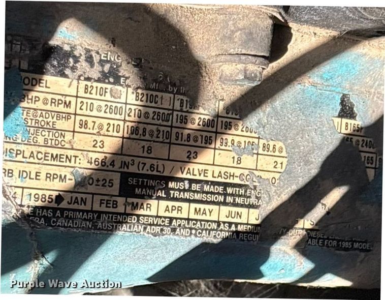 image for item EN5664 1986 International F1954 grain truck