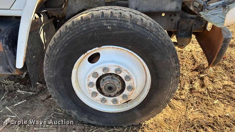 image for item EN5664 1986 International F1954 grain truck